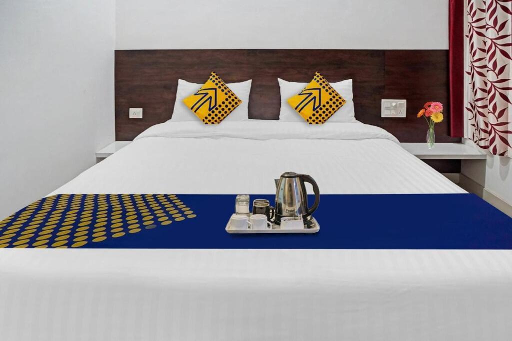 Hotel Angan Удайпур Экстерьер фото